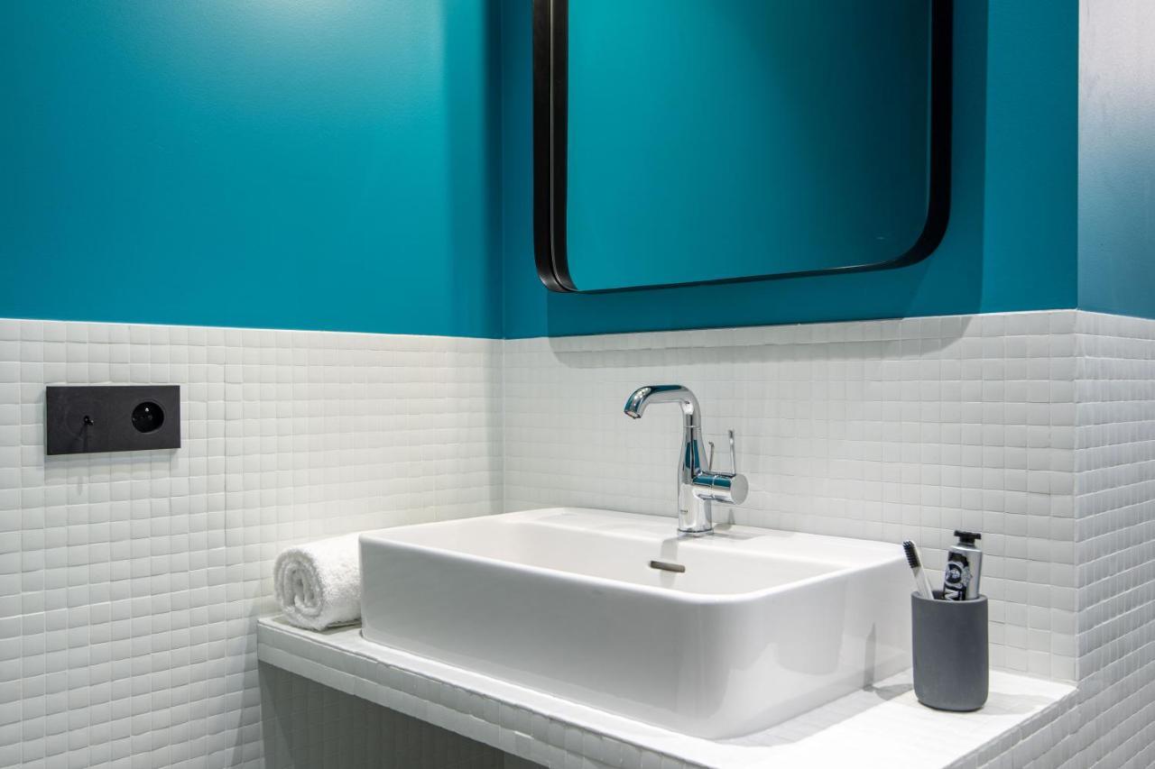 New - Superbe 1 Bdr Appt - Design 60'S - Paris 15E Apartman Kültér fotó